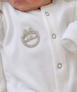 Princess Brooch 01